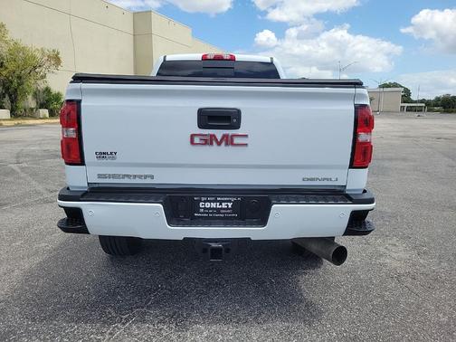2017 GMC Sierra 2500 Denali