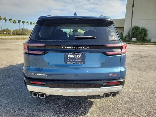 DOWNPOUR MET 2026 GMC Acadia Denali