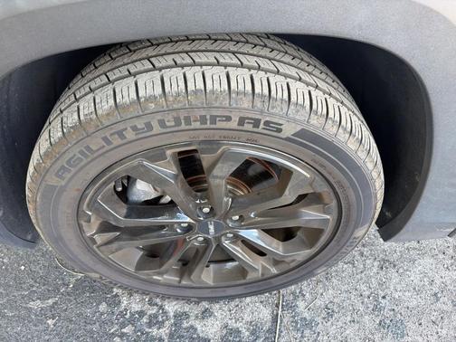 Ebony Twilight Metallic 2020 GMC Terrain SLT