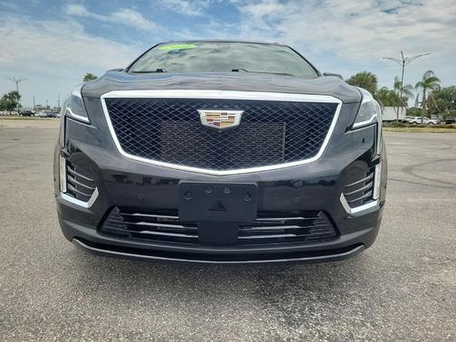 Black Metallic 2021 Cadillac XT5 Sport