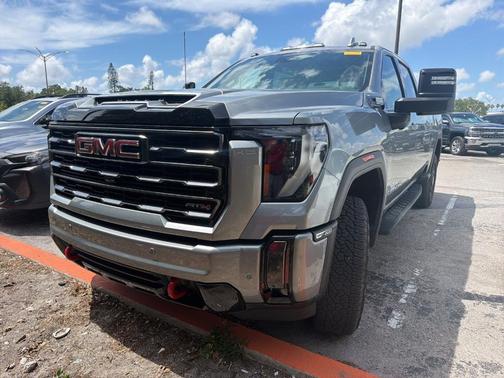 Sterling 2024 GMC Sierra 2500 AT4
