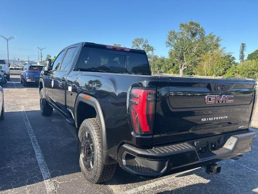 Onyx Black 2026 GMC Sierra 2500 AT4