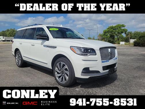 White Metallic 2023 Lincoln Navigator Reserve