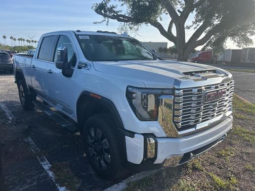 Summit White 2026 GMC Sierra 2500 Denali