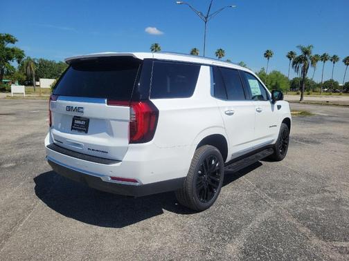 Summit White 2026 GMC Yukon Elevation