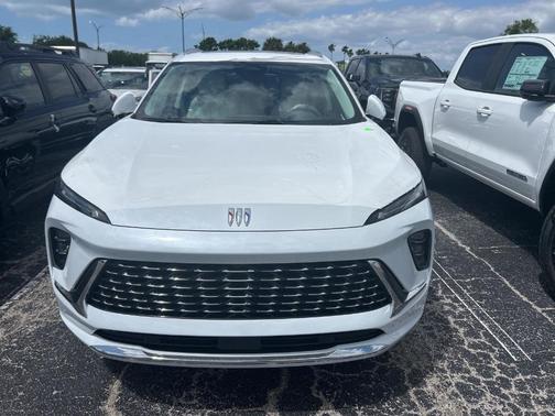 White 2026 Buick Envision Avenir