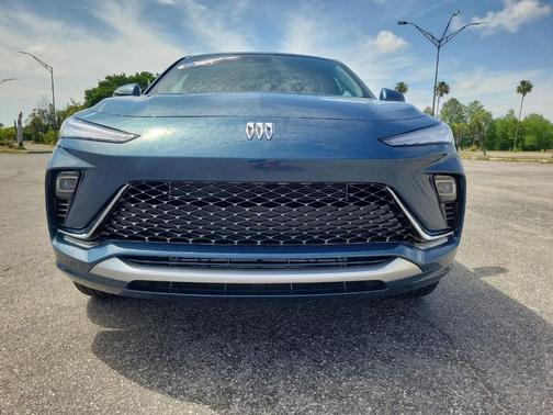 Ocean Blue Metallic 2026 Buick Envista Avenir