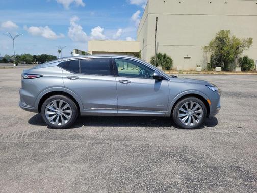Gray Metallic 2026 Buick Envista Avenir