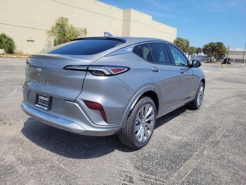 Gray Metallic 2026 Buick Envista Avenir