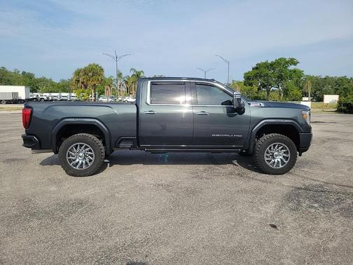 Hunter Green 2021 GMC Sierra 2500 Denali