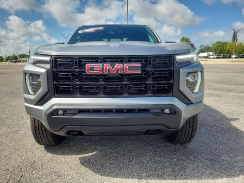 Sterling 2026 GMC Canyon Elevation