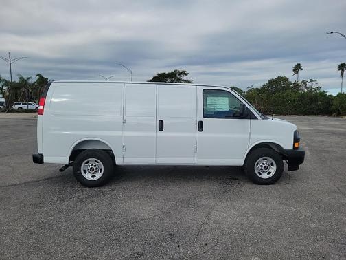 Summit White 2025 GMC Savana 2500 Work Van