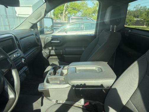 Summit White 2022 GMC Sierra 2500 Pro