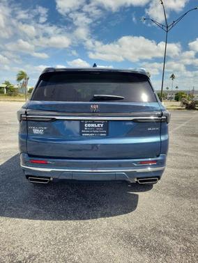 Ocean 2026 Buick Enclave Avenir