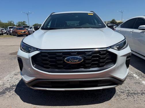 Silver Metallic 2025 Ford Escape ST-Line