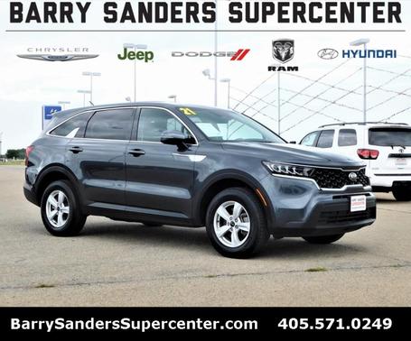 Photo 1 of 49 of 2021 Kia Sorento LX
