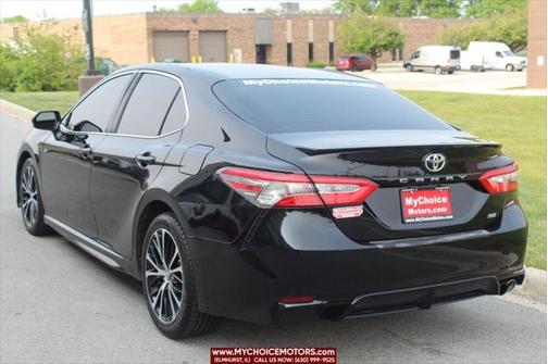 2018 Toyota Camry SE