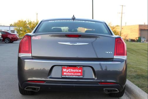 2019 Chrysler 300 Limited