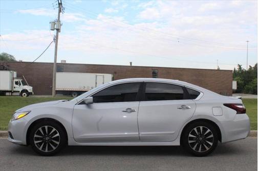 2016 Nissan Altima 2.5 SV