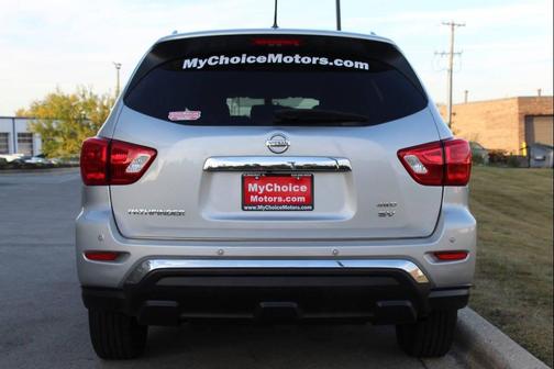 2018 Nissan Pathfinder SV