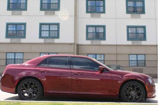 2019 Chrysler 300 S