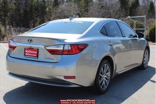 2016 Lexus ES 300h Base