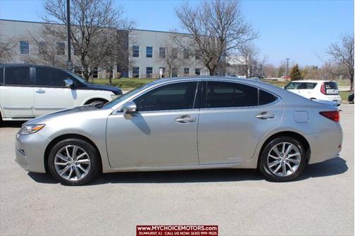 2016 Lexus ES 300h Base