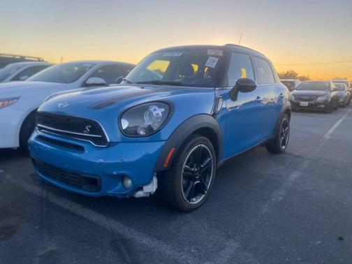 2016 MINI Countryman Cooper S