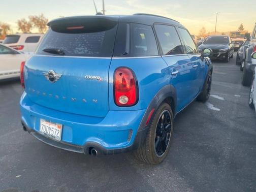 2016 MINI Countryman Cooper S