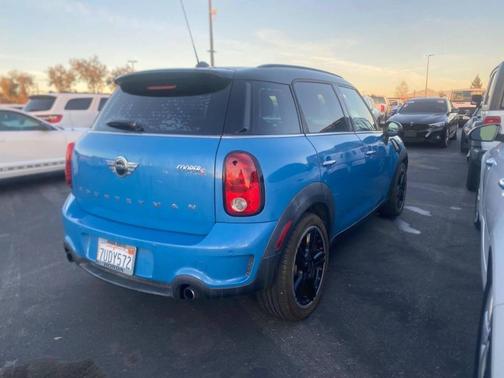 2016 MINI Countryman Cooper S