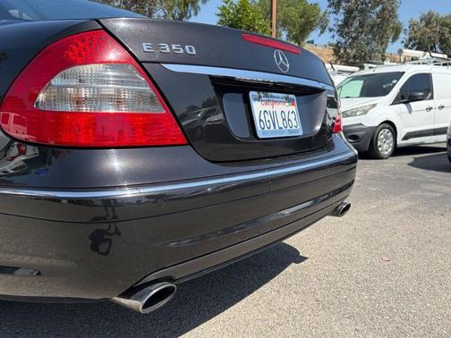 Black 2009 Mercedes-Benz E-Class E 350 4dr Sedan