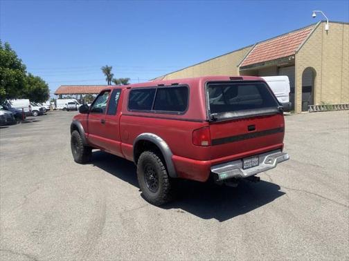 1995 Chevrolet S-10 Base