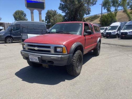 1995 Chevrolet S-10 Base