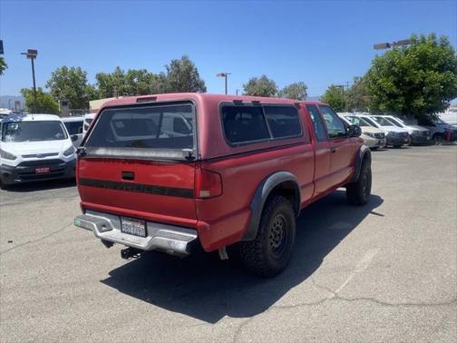 1995 Chevrolet S-10 Base