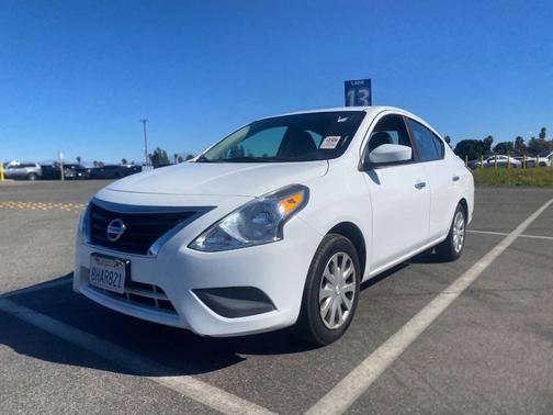 2017 Nissan Versa 1.6 SV