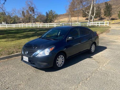 2015 Nissan Versa 1.6 S+