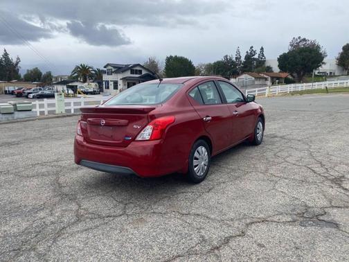 2015 Nissan Versa 1.6 SV