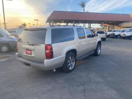 2013 Chevrolet Suburban 1500 LTZ