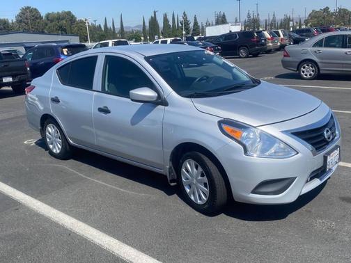 2018 Nissan Versa 1.6 S