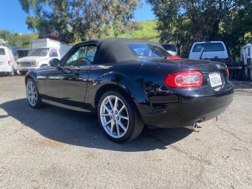 2010 Mazda MX-5 Miata Touring