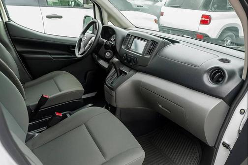 2021 Nissan NV200 SV