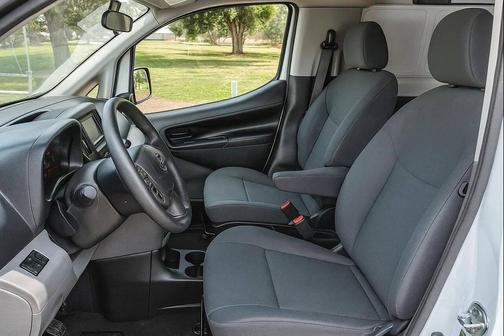 2021 Nissan NV200 SV