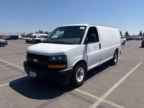 Summit White 2019 Chevrolet Express 2500 Work Van