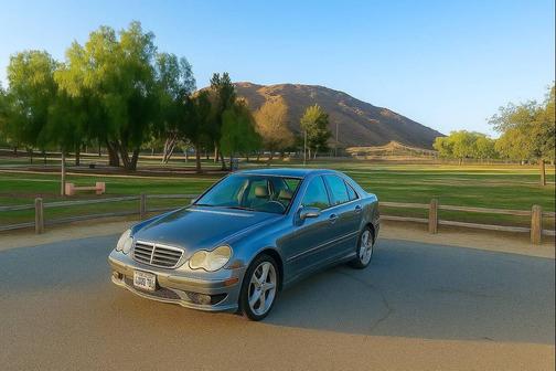 2005 Mercedes-Benz C-Class C230 Kompressor Sport