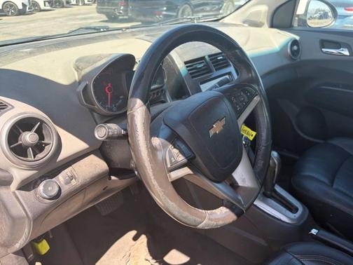 Summit White 2016 Chevrolet Sonic LTZ