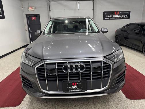Samurai Gray Metallic 2020 Audi Q7 55 Prestige