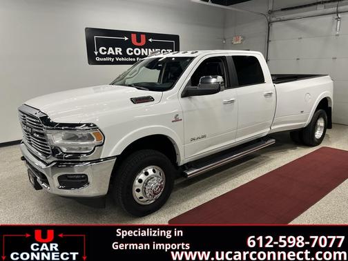 2019 RAM 3500 Laramie Crew Cab 4x4 8' Box