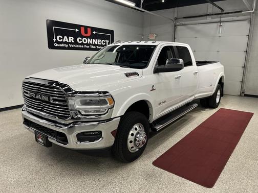 2019 RAM 3500 Laramie Crew Cab 4x4 8' Box