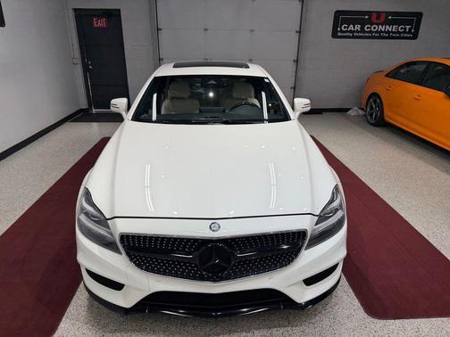 designo Diamond White Metallic 2016 Mercedes-Benz CLS-Class CLS 400