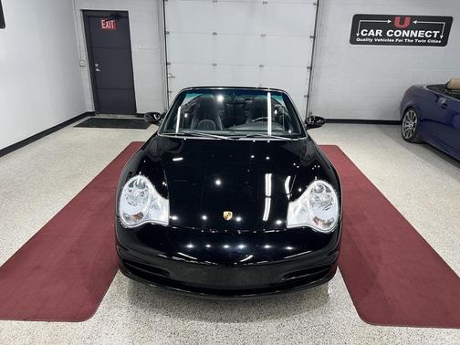 2003 Porsche 911 Carrera 4